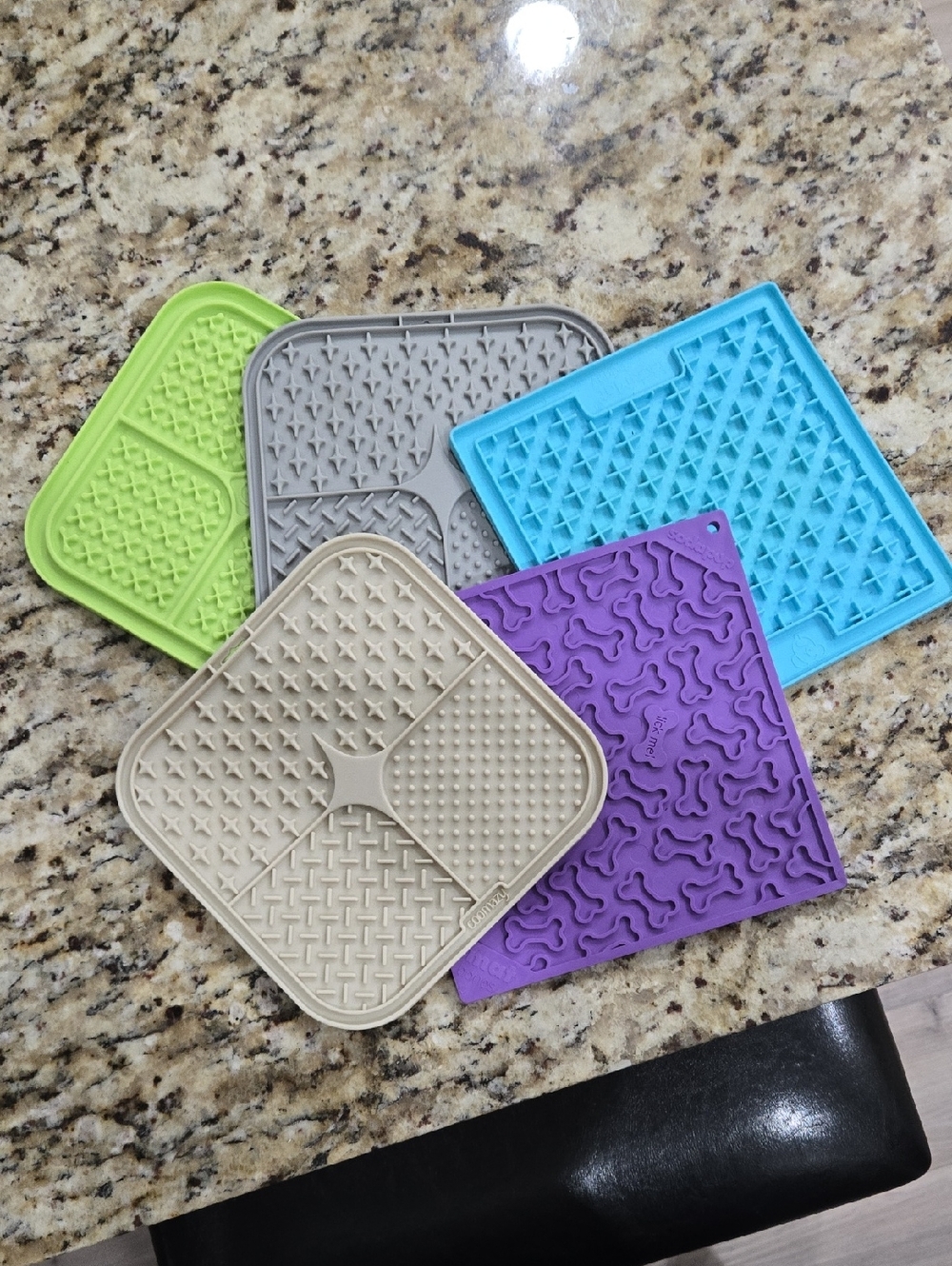 5 Assorted Pet Enrichment Licky Mats